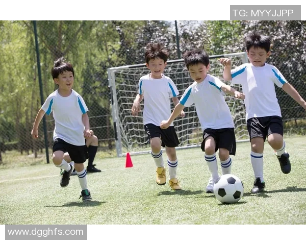 哪个足球明星的孩子最多家庭幸福指数最高揭秘