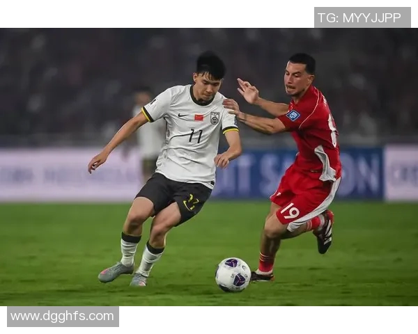 国足表现与国际足球明星实力对比分析探讨